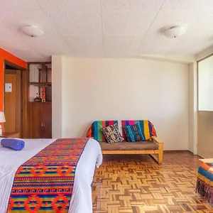 2* Guest house Pgh Hostal Quito